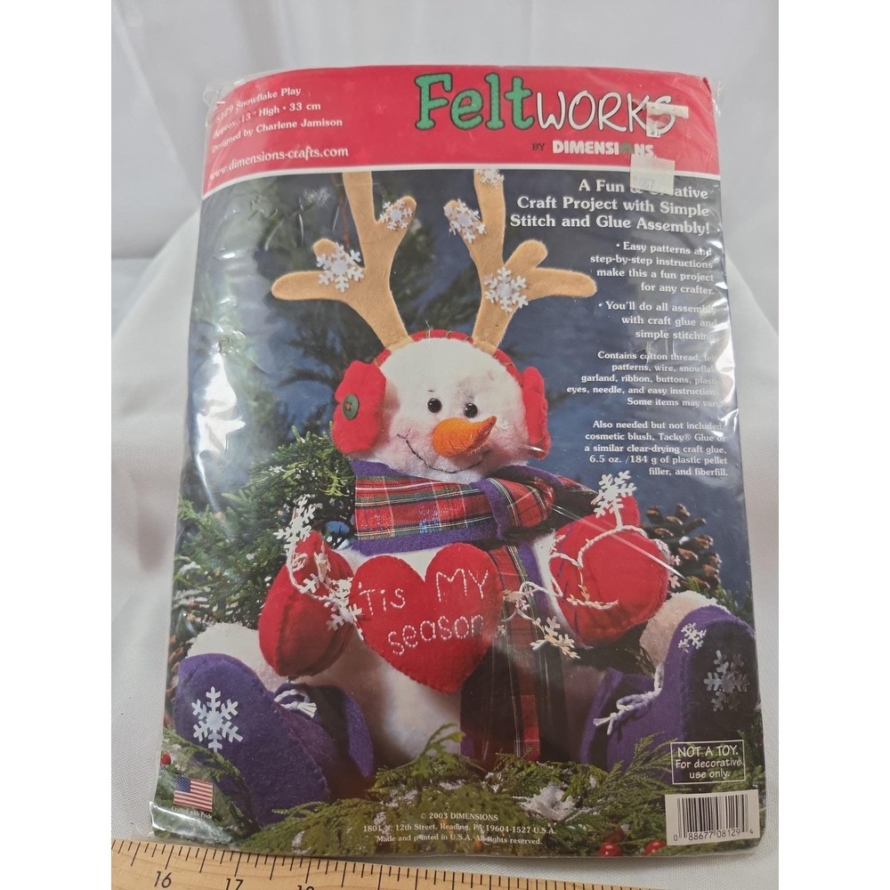 Feltworks by Dimensions 8129 Snowflake Play 13x13 Snowman Christmas Holiday 2003